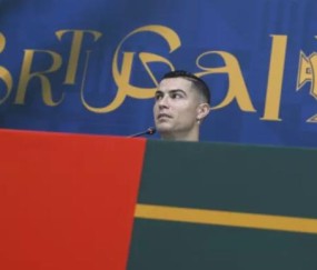 乐鱼在线服务-C罗：采访时机由我定 摩根采访不会影响葡萄牙队